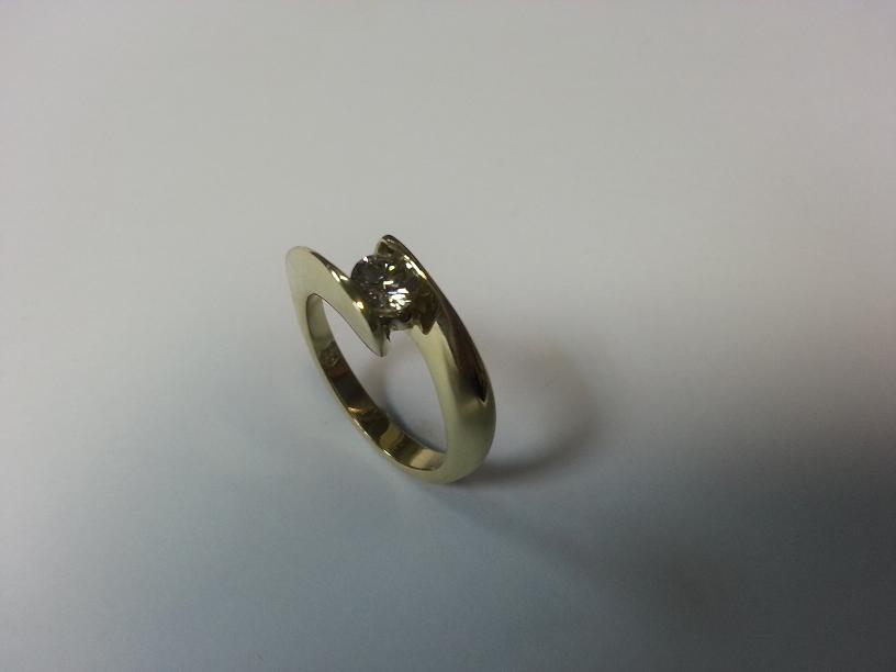 Single Stone Jewelry - 4291 SRE-2421 Y